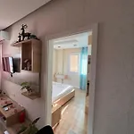 Sunny Waves Seafront Apartment * Vlorë