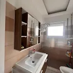 Sunny Waves Seafront Apartment *