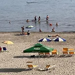 Sunny Waves Seafront Apartment * Vlorë