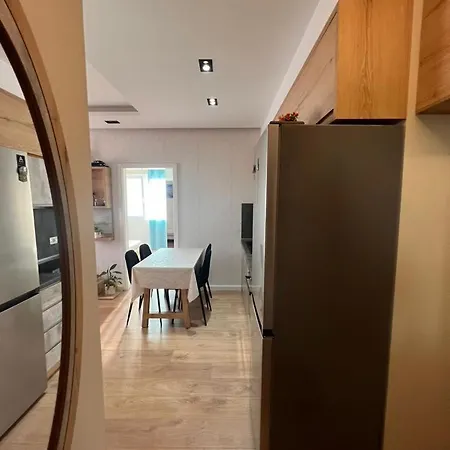 Soleil With Sunbed & Umbrella Vlorë