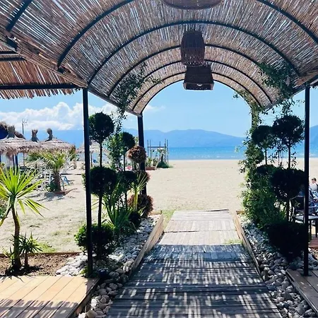 Soleil With Sunbed & Umbrella Vlorë