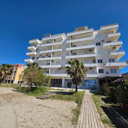 Apartment Sunny Waves Seafront *