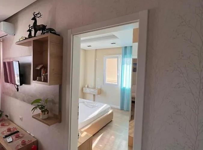 Soleil With Sunbed & Umbrella * فلورا